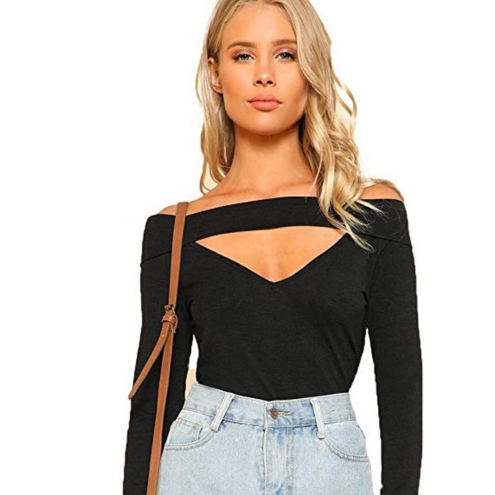 Romwe Black blouse/Shirt, size L left.